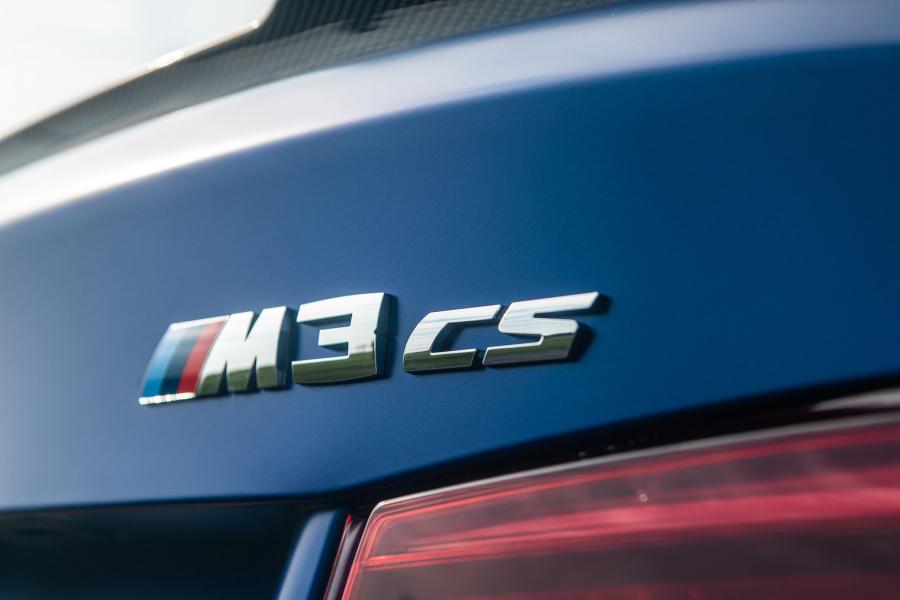 Логотип BMW M3 CS (F80) 2018 года  (UK) (фото 3 из 30)